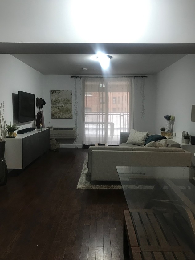 Foto principal - 931 Coney Island Ave