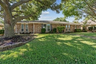 Building Photo - 1616 Tampico Dr