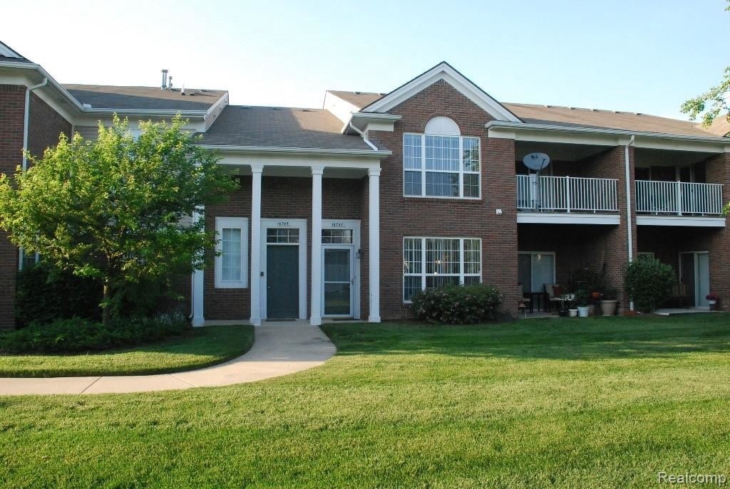 16745 Carriage Way, Northville, MI 48168 Condo for Rent in Northville