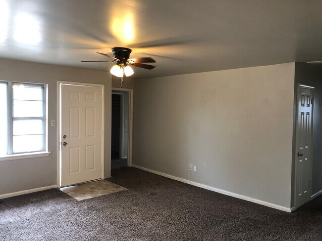 Photo - 3 bedroom 2 bath HOME in Farmington / FARM SCHOOL DIST