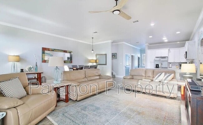 Building Photo - 80 E Beach Blvd