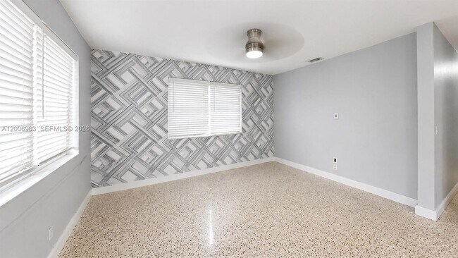 Foto del edificio - 3630 Percival Ave