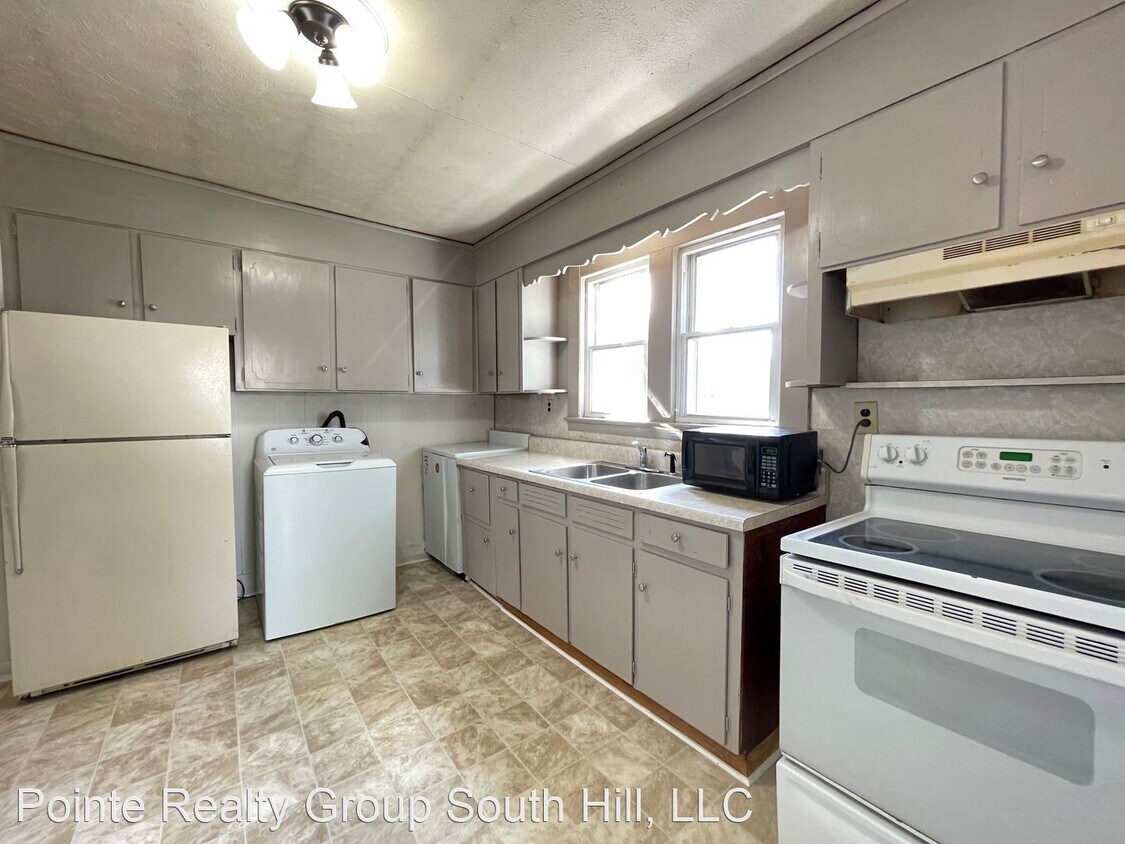 Primary Photo - 2 br, 1 bath House - 322 Virginia Ave.