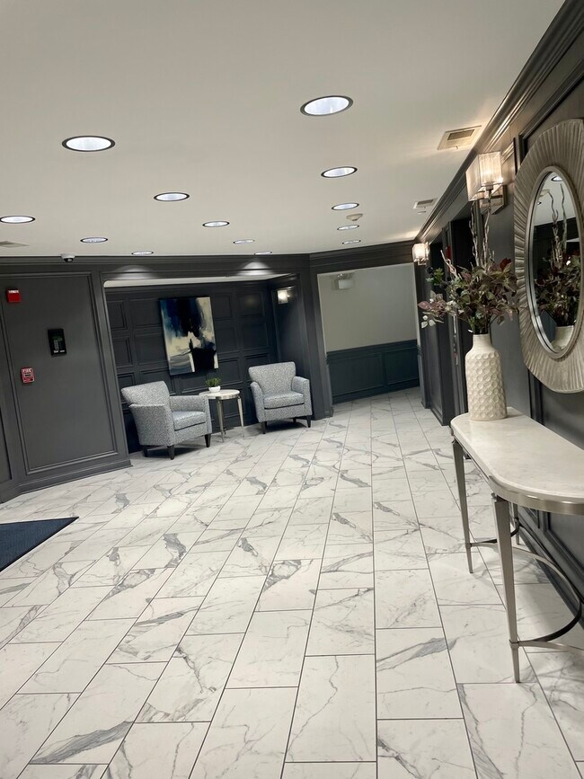 Foto del edificio - 855 E 22nd St