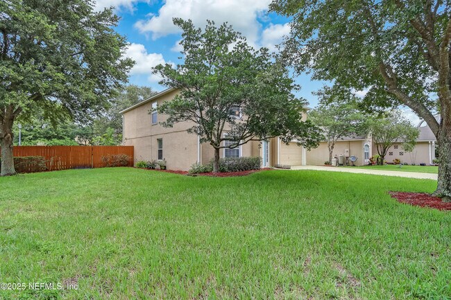Foto del edificio - 172 King Arthur Ct
