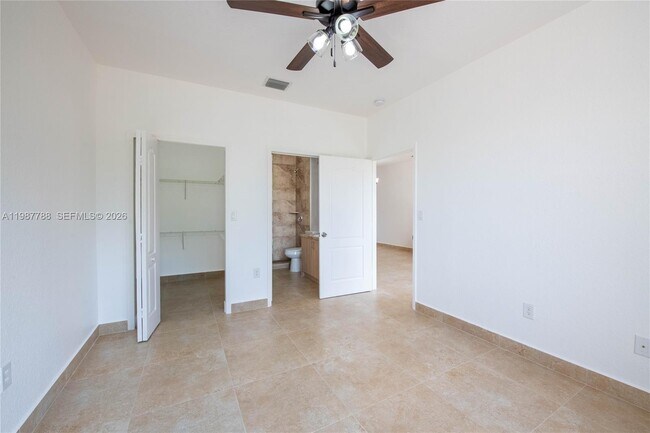Foto del edificio - 7200 NW 177th St