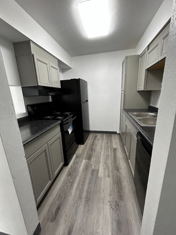 624 S California St Unit 203, Helena, MT 59601 Room for Rent in