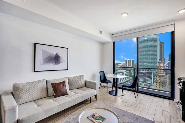 Foto del edificio - 398 NE 5th St