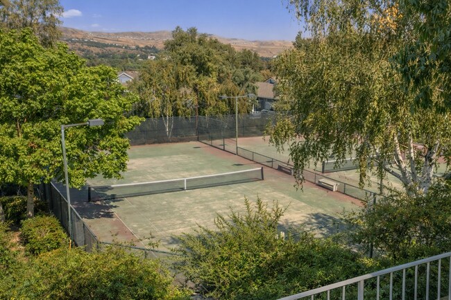 Foto del edificio - 26914 Flo Ln