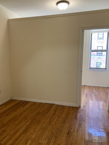 Building Photo - 173 E 91st St