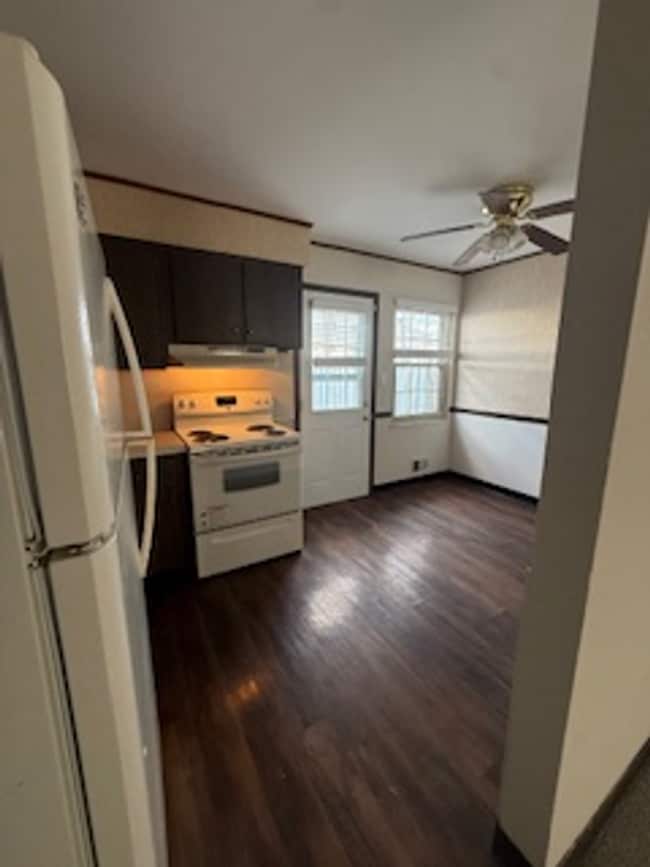 Interior Photo - TOWNHOMES AT BLENDON