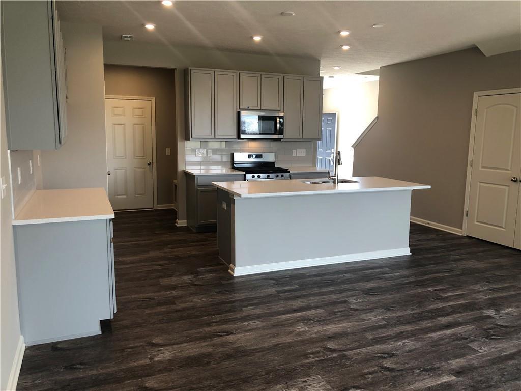 Foto del edificio - 13437 Dewpoint Ln