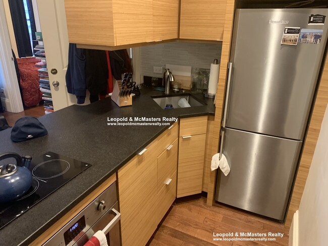 Foto del edificio - 90 Myrtle St