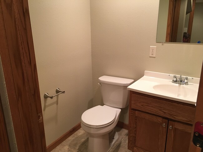 1/2 Bathroom located upstairs next to bedrooms - 212 Franklin St