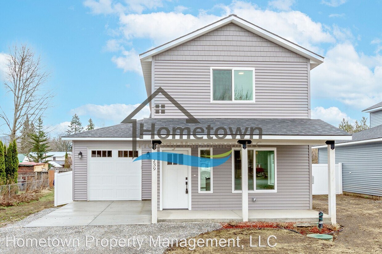 239 4th St, Ponderay, ID 83852 House Rental in Ponderay, ID