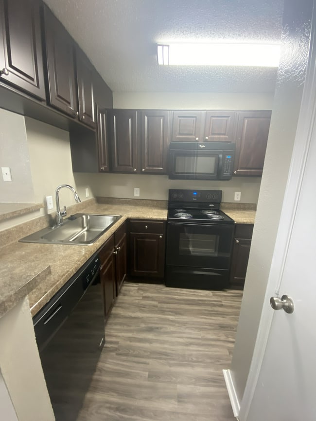 Walnut Creek Apartments Apartments in Arlington, TX