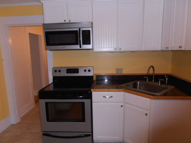 Building Photo - 50 Main St