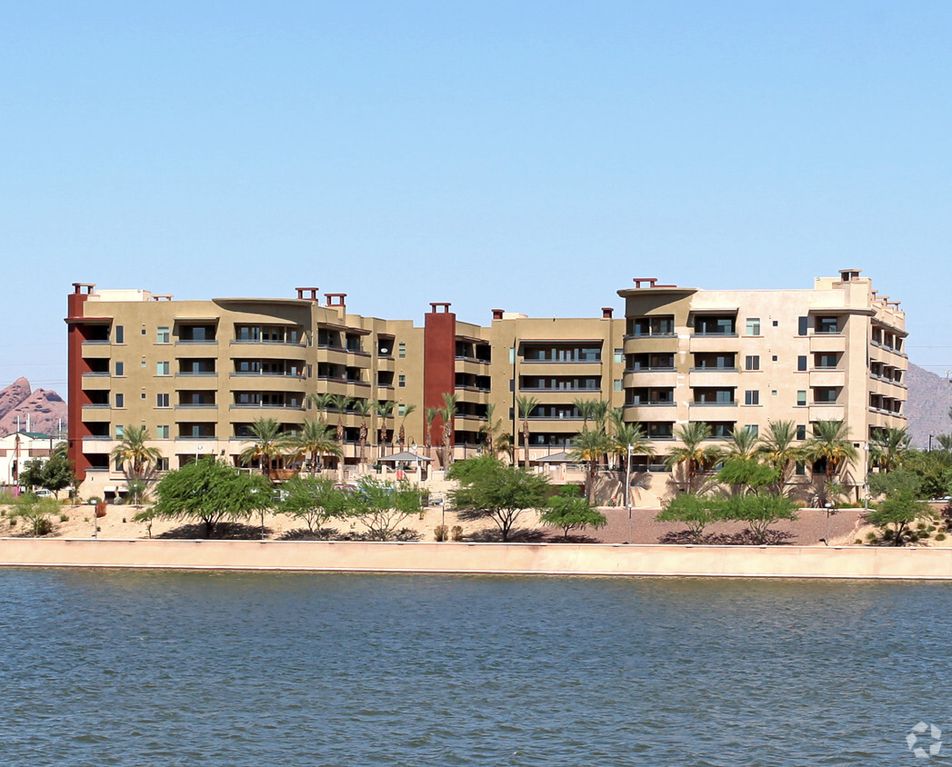 Tempe Condominiums