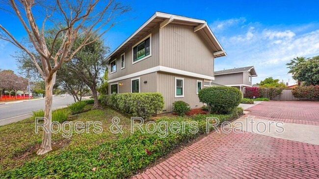 Building Photo - 20272 Pacifica Dr