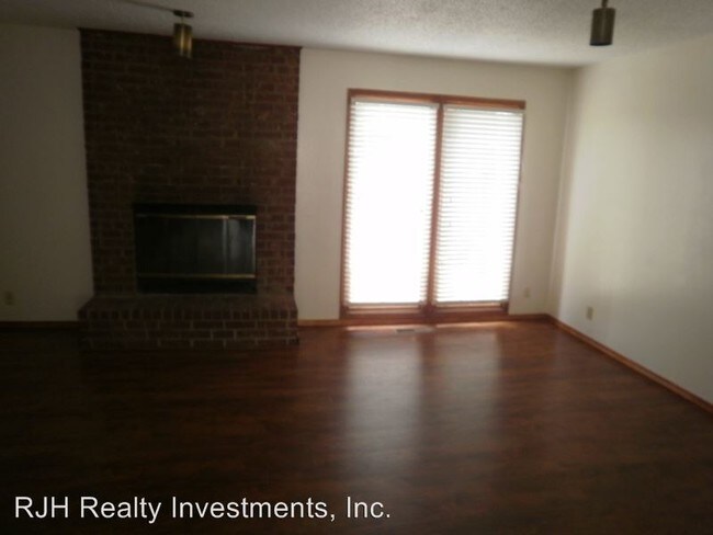 Building Photo - 2805 Shoreridge Ave