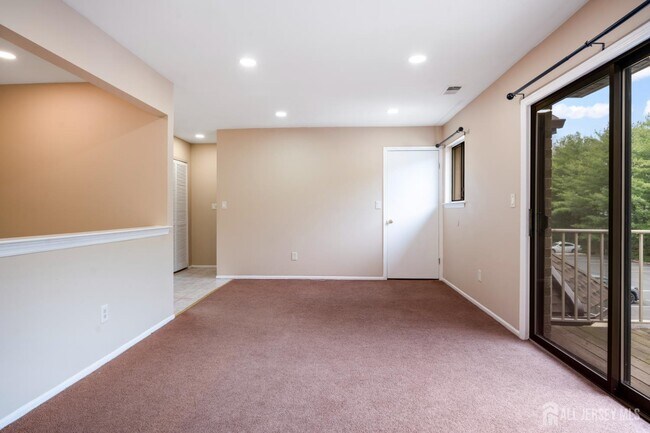 Foto del edificio - 4410 Birchwood Ct