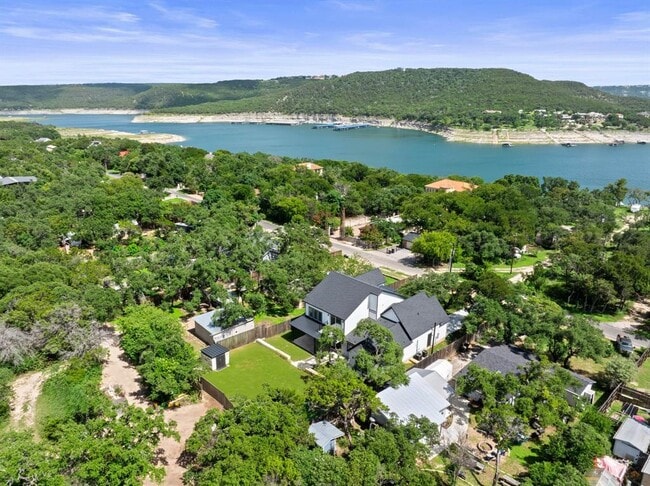 Building Photo - 14804 Arrowhead Dr