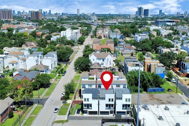 Building Photo - 1805 Blodgett St