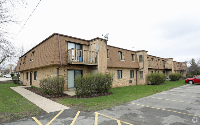 Building Photo - The Atrium Apartments