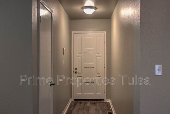 Foto del edificio - 8619 E 134th St S