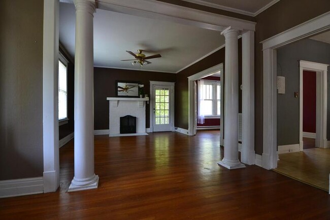 Foto del edificio - 4400 Goodview St