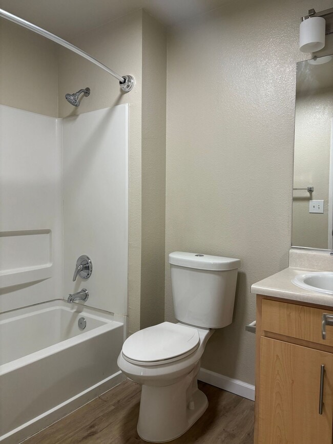 Building Photo - de Tolosa Ranch Apartments