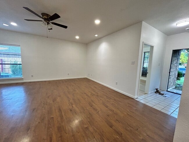 Building Photo - Charming 3BR House in Mesquite