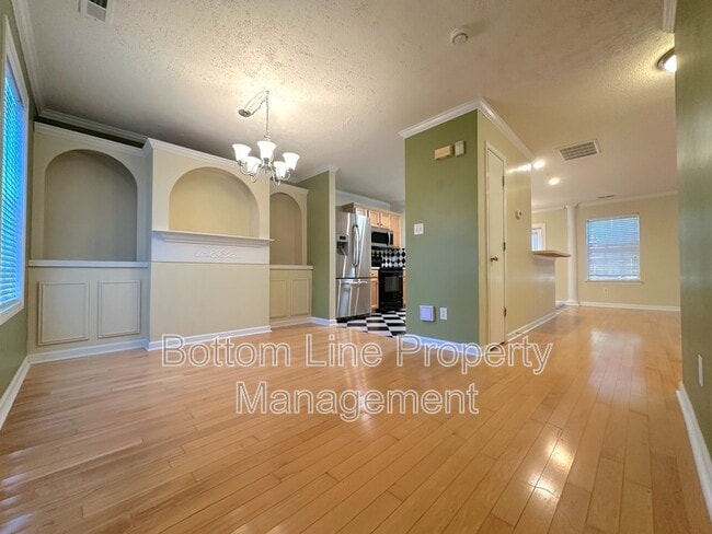 Foto del edificio - 131 Camforth Dr