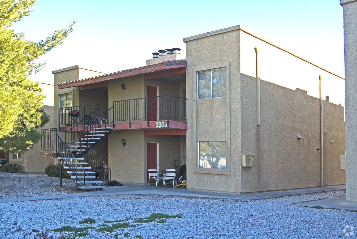Building Photo - 2305 N Jones Blvd