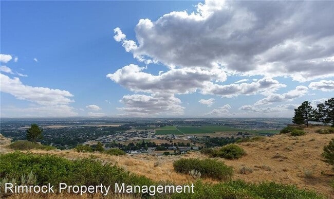 Building Photo - 4 br, 3 bath House - 4808 Arapaho Trail