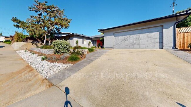 Foto del edificio - 2544 Cornwall St
