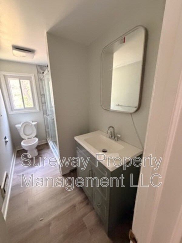 Foto del edificio - 991 Sherbrook Cir