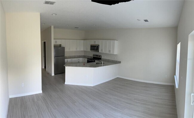 Building Photo - 2029 Claudia Ln