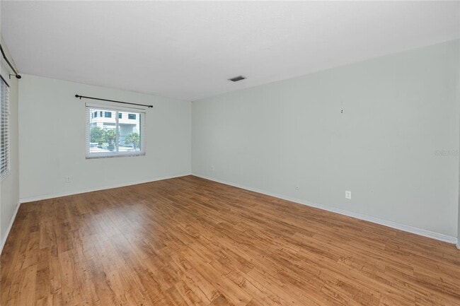 Foto del edificio - 4340 37th St S