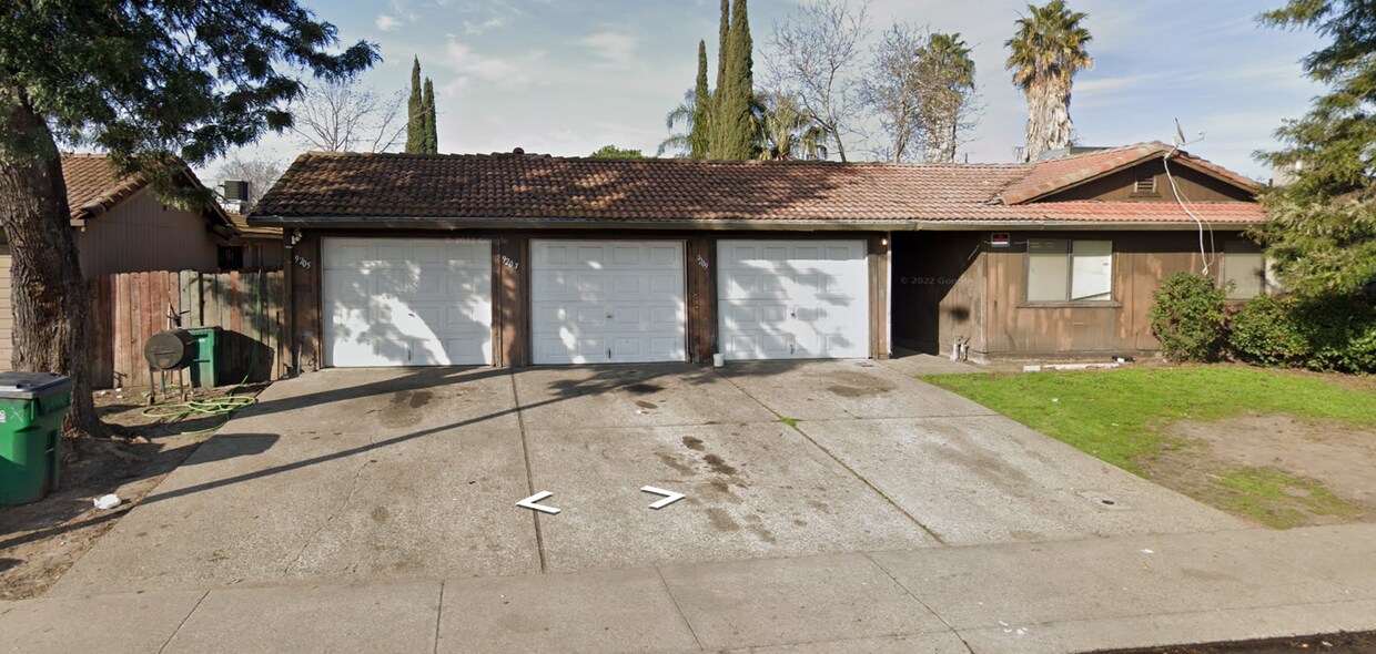 Primary Photo - West Ln