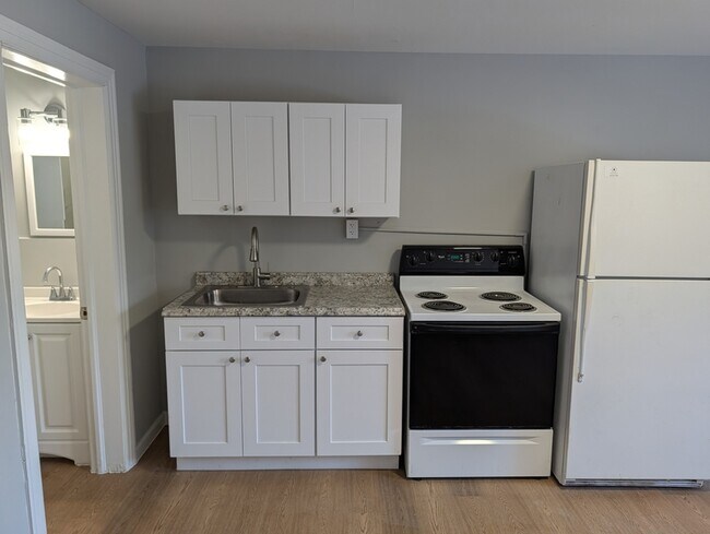 Foto del edificio - 1113 Portland-Cobalt Rd