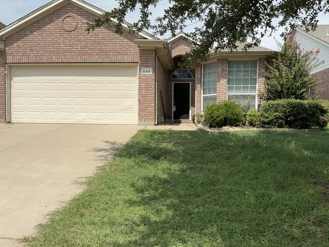 Building Photo - 644 Caravan Dr