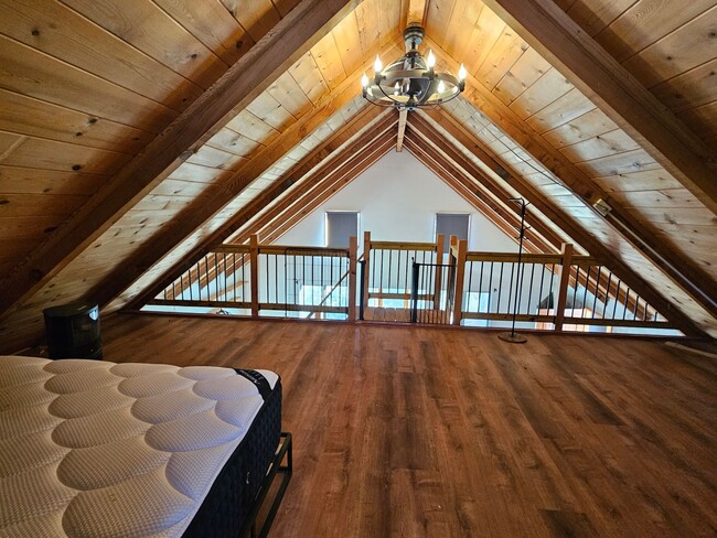 Foto del edificio - 1317 Leisure Ln