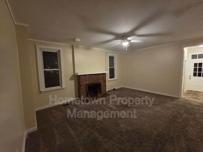 Building Photo - 3623 Derry St