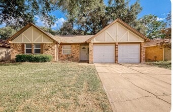 Building Photo - 22319 Deville Dr
