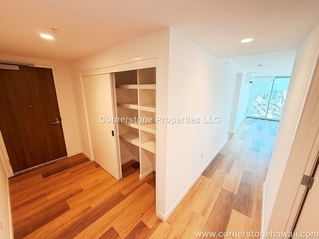 Building Photo - 1500 Rycroft St