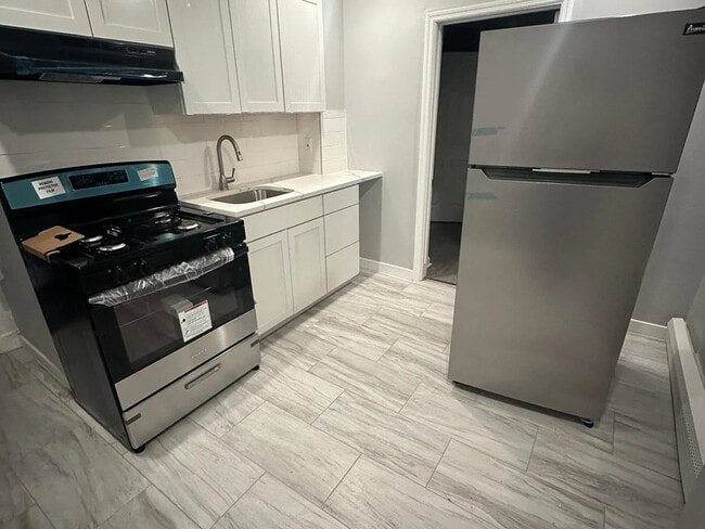 Building Photo - 1150 Mary St