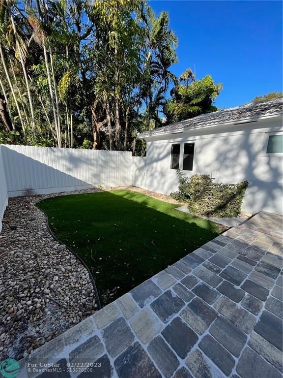 Foto del edificio - 2358 SW 16th Ave
