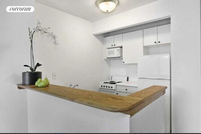 Foto del edificio - 344 3rd Ave