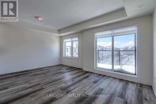 Building Photo - 1695 Dersan St